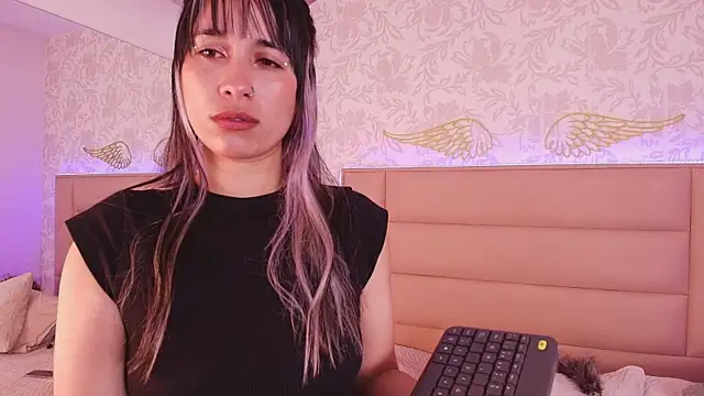 monserrat towers online show from November 30, 2025, 1:48 pm