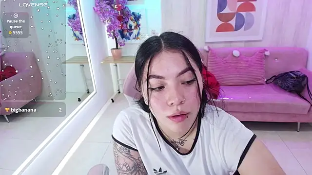 Isa reel online show from February 12, 2026, 4:07 am