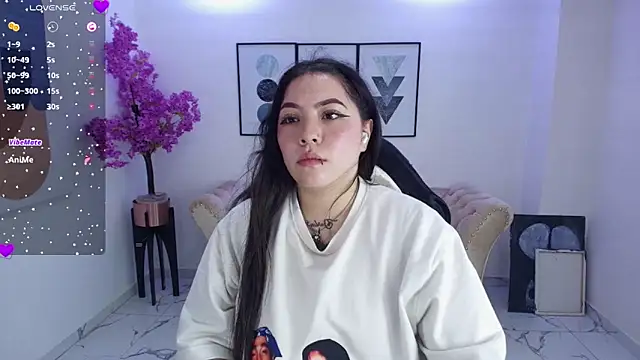 Isa reel online show from April 10, 2026, 7:51 pm