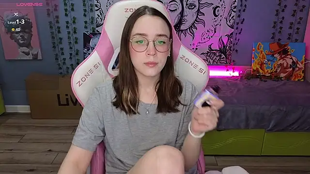 Sweet frosti online show from September 19, 2025, 3:30 am