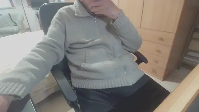 papillonhotofficial online show from October 5, 2025, 8:01 am