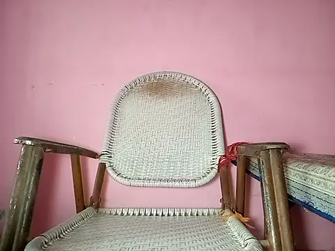 damsexy4 online show from September 23, 2025, 2:14 am