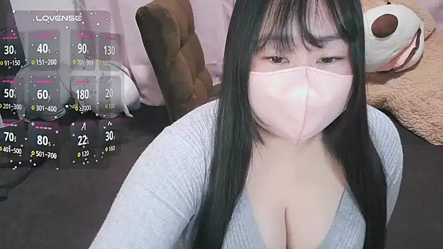 Snapshot of yuinyan3150 chatting on January 10, 2026, 8:21 pm yuinyan3150 online show from January 10, 2026, 8:21 pm