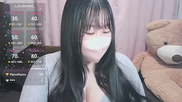 yuinyan3150 online show from March 17, 2026, 9:29 pm