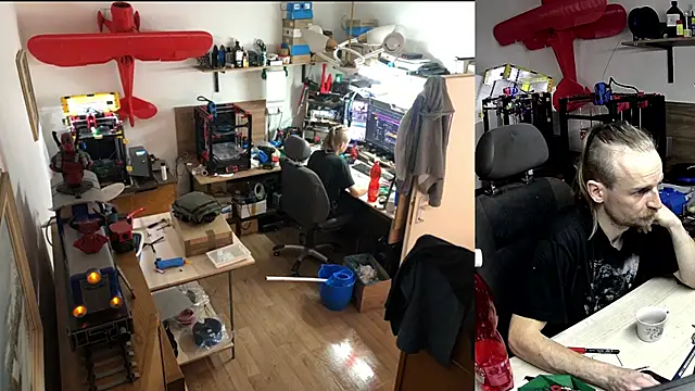 Snapshot of Happy_Michal chatting on November 27, 2025, 11:45 am Happy Michal online show from November 27, 2025, 11:45 am