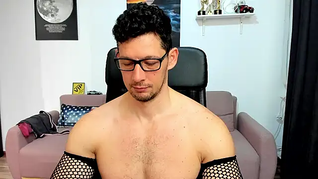 Snapshot of BrutusK08 chatting on March 19, 2026, 7:45 am BrutusK08 online show from March 19, 2026, 7:45 am