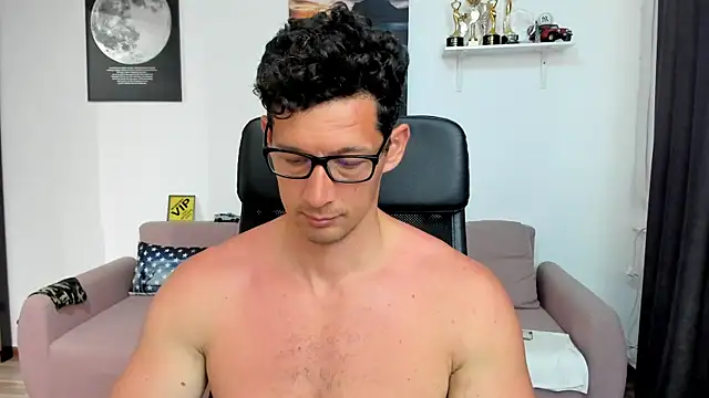 BrutusK08 online show from June 19, 2026, 5:56 am