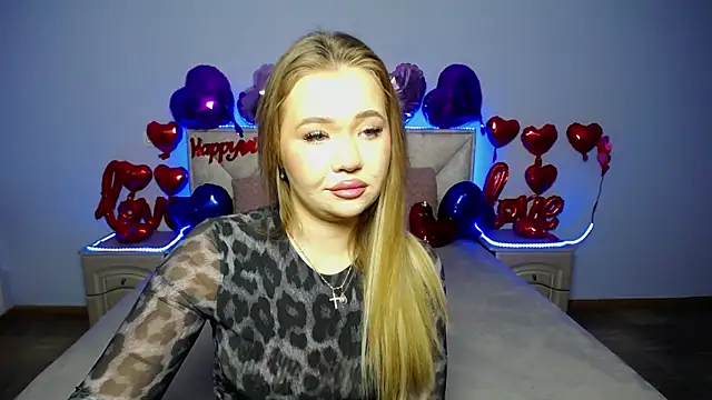 StacyYellig online show from February 4, 2025, 6:36 am