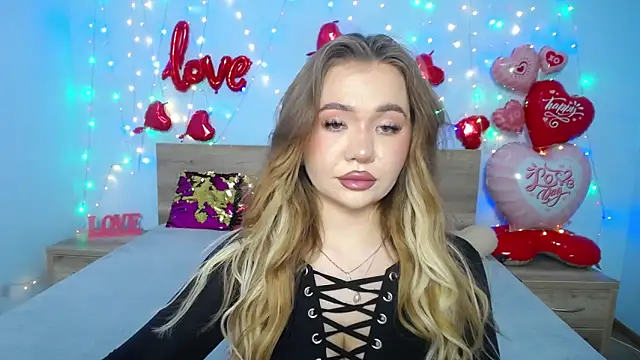 StacyYellig online show from February 6, 2025, 3:41 pm