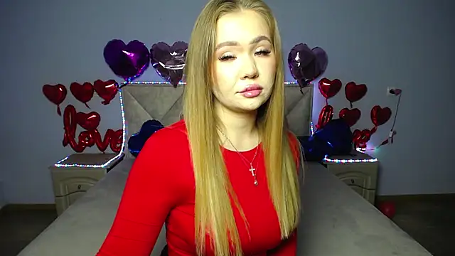 StacyYellig online show from February 20, 2025, 9:09 pm
