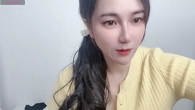 LIsha--170 online show from April 14, 2026, 3:34 am