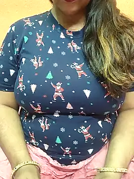 CUTE SOPHIA- online show from March 12, 2025, 7:38 pm