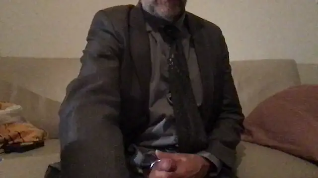 artXhibitor online show from December 2, 2024, 9:06 pm