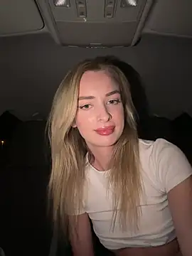 EvieEvans online show from January 23, 2025, 9:18 pm