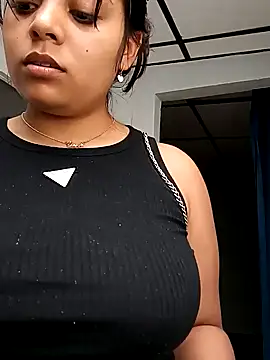 stefanie010 online show from January 24, 2025, 2:19 pm