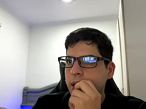 lordbeja online show from April 30, 2026, 8:57 pm