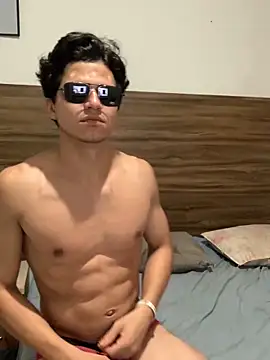 Snapshot of pedrovkr3 chatting on December 5, 2024, 1:58 am pedrovkr3 online show from December 5, 2024, 1:58 am