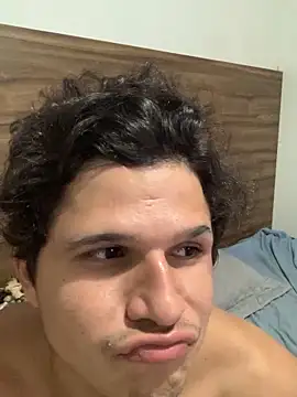 Snapshot of pedrovkr3 chatting on January 30, 2025, 12:39 am pedrovkr3 online show from January 30, 2025, 12:39 am