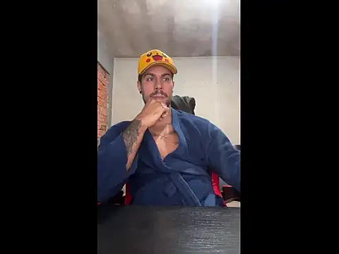Snapshot of izaque_monteiro_ chatting on May 31, 2026, 9:05 pm izaque monteiro online show from May 31, 2026, 9:05 pm