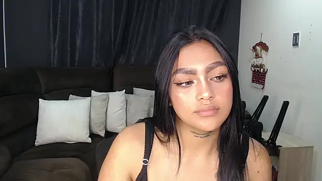 fairylatin222 online show from December 15, 2025, 10:36 pm