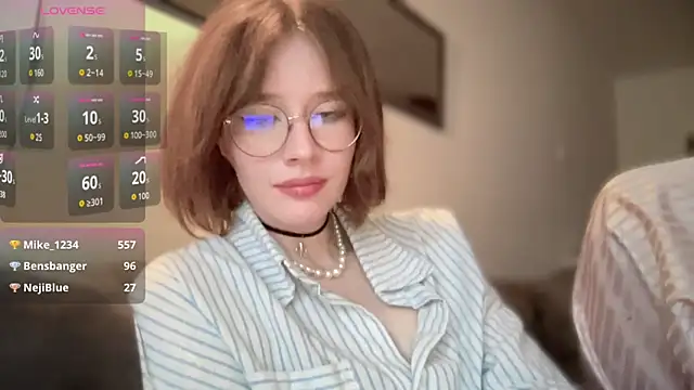 ms christiana online show from December 1, 2025, 2:33 pm