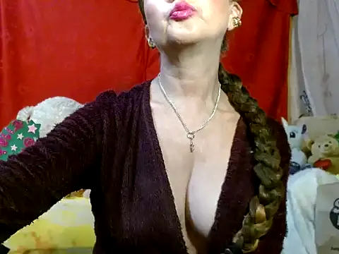 hottieperla online show from May 25, 2026, 6:58 pm