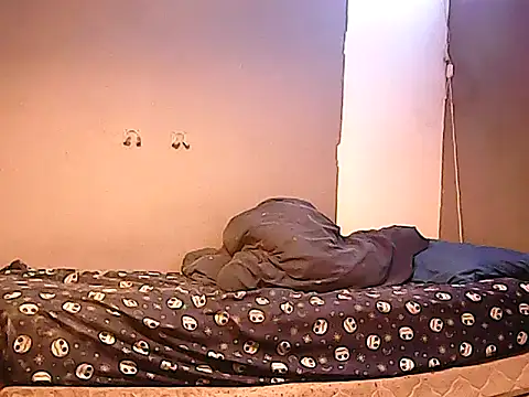 Snapshot of twinkerbell344 chatting on January 14, 2026, 4:23 pm twinkerbell344 online show from January 14, 2026, 4:23 pm