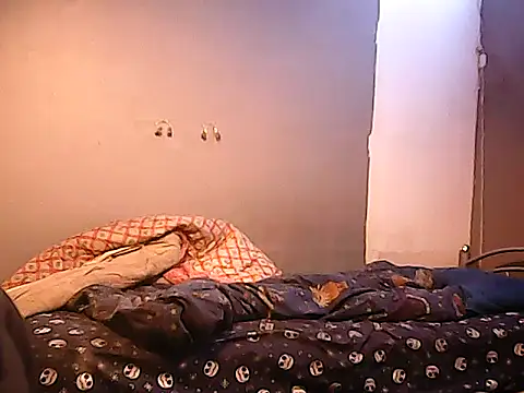 Snapshot of twinkerbell344 chatting on March 12, 2026, 10:32 am twinkerbell344 online show from March 12, 2026, 10:32 am