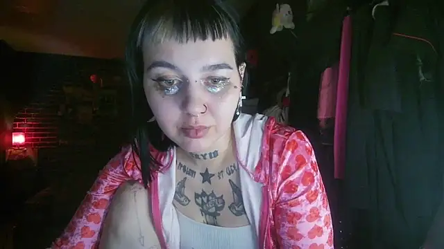 MoorderxDoll online show from January 8, 2025, 10:16 pm