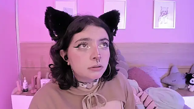 Sachi Meow online show from March 2, 2025, 6:40 pm