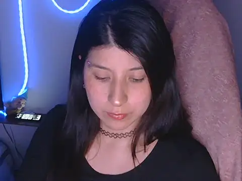 Snapshot of has_Zky chatting on May 10, 2026, 1:00 am has Zky online show from May 10, 2026, 1:00 am