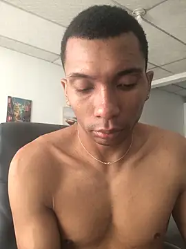 Aaronblack1  online show from May 10, 2026, 2:33 pm