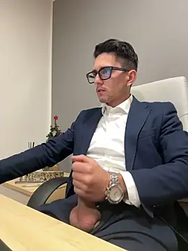 masterboss  online show from December 2, 2024, 12:40 pm