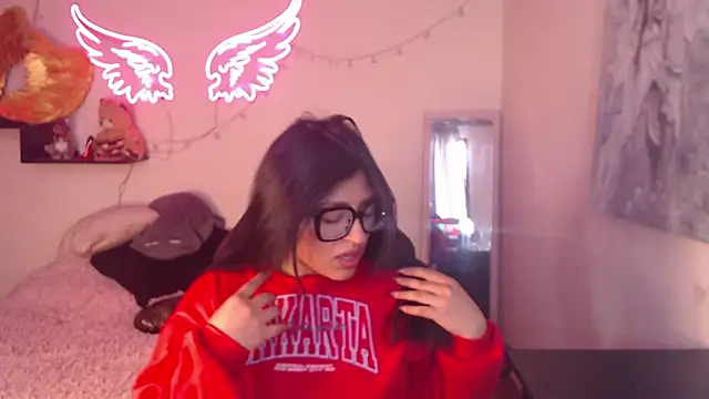 MissDennise online show from March 2, 2025, 5:25 pm