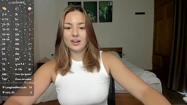 ThreeshaWhite online show from March 22, 2026, 7:01 am