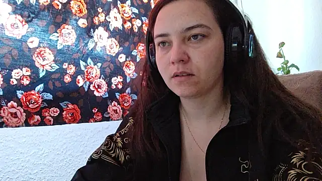 Cyndee Winter online show from March 22, 2025, 10:06 am