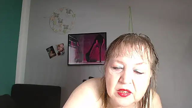 Blasflittchen online show from November 18, 2025, 9:25 am