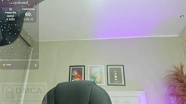 emma  smith1 online show from March 31, 2026, 10:26 am