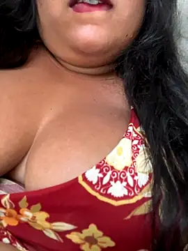 moreninhasaffa online show from September 19, 2025, 6:41 pm