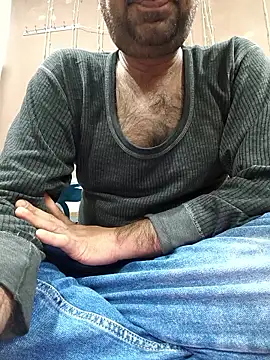 Snapshot of lund_lol chatting on January 18, 2026, 6:01 pm lund lol online show from January 18, 2026, 6:01 pm