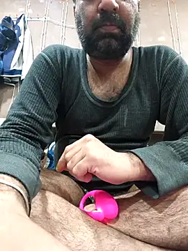 Snapshot of lund_lol chatting on February 1, 2026, 8:24 am lund lol online show from February 1, 2026, 8:24 am