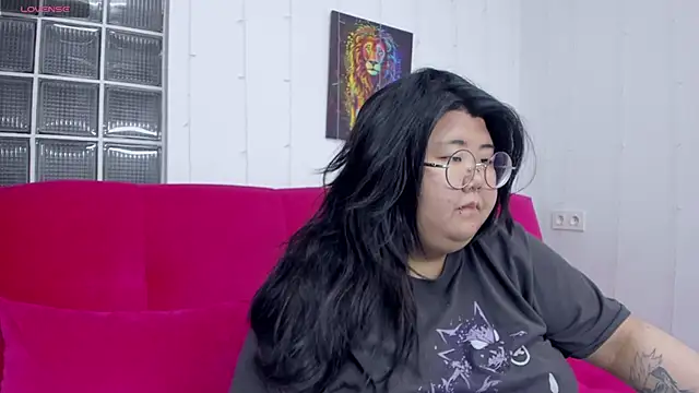 Nadine asian online show from October 19, 2025, 8:15 am