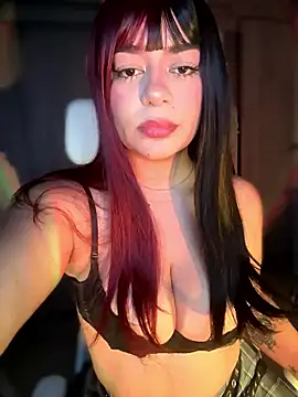 Snapshot of RavenM8 chatting on January 16, 2026, 1:09 am RavenM8 online show from January 16, 2026, 1:09 am