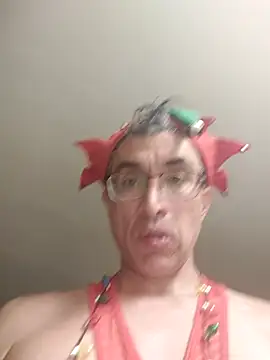 FetishTClouds online show from November 18, 2025, 1:00 am