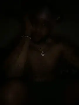 MilkyMontana online show from May 19, 2026, 2:40 am