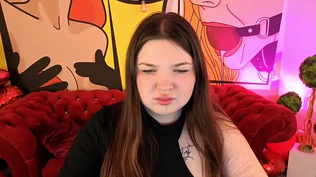 RosieMoons online show from March 23, 2026, 8:57 pm