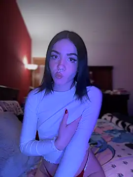 Snapshot of ShannonShanny chatting on January 8, 2025, 7:45 pm ShannonShanny online show from January 8, 2025, 7:45 pm