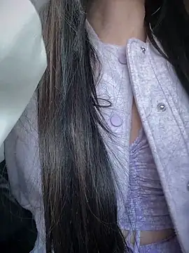 Snapshot of ShannonShanny chatting on March 13, 2025, 4:23 pm ShannonShanny online show from March 13, 2025, 4:23 pm