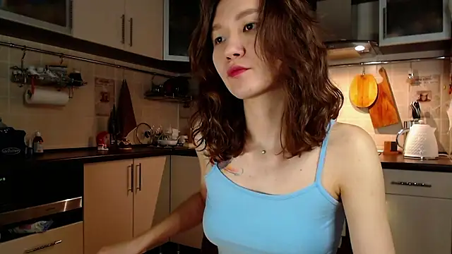 Kelly Yon online show from January 7, 2025, 9:14 pm