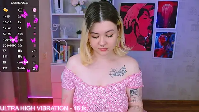 cutie mili online show from February 1, 2025, 11:32 am